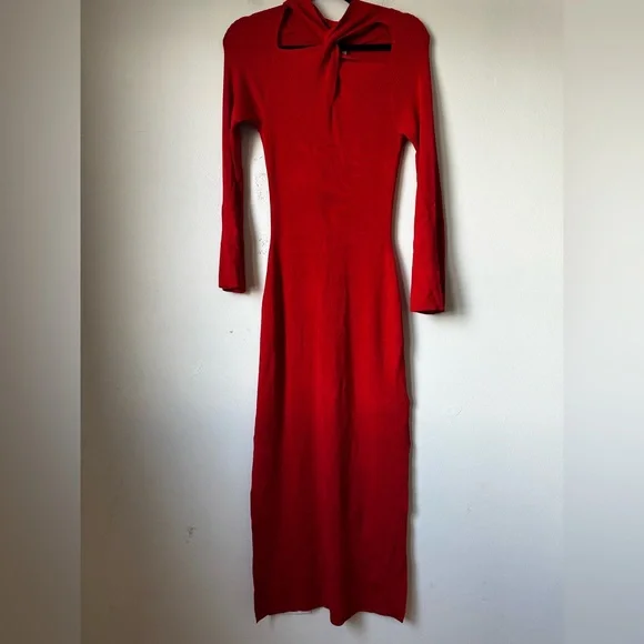 FARM RIO Elegant Red Long Sleeve Dress - Picture 2 of 9